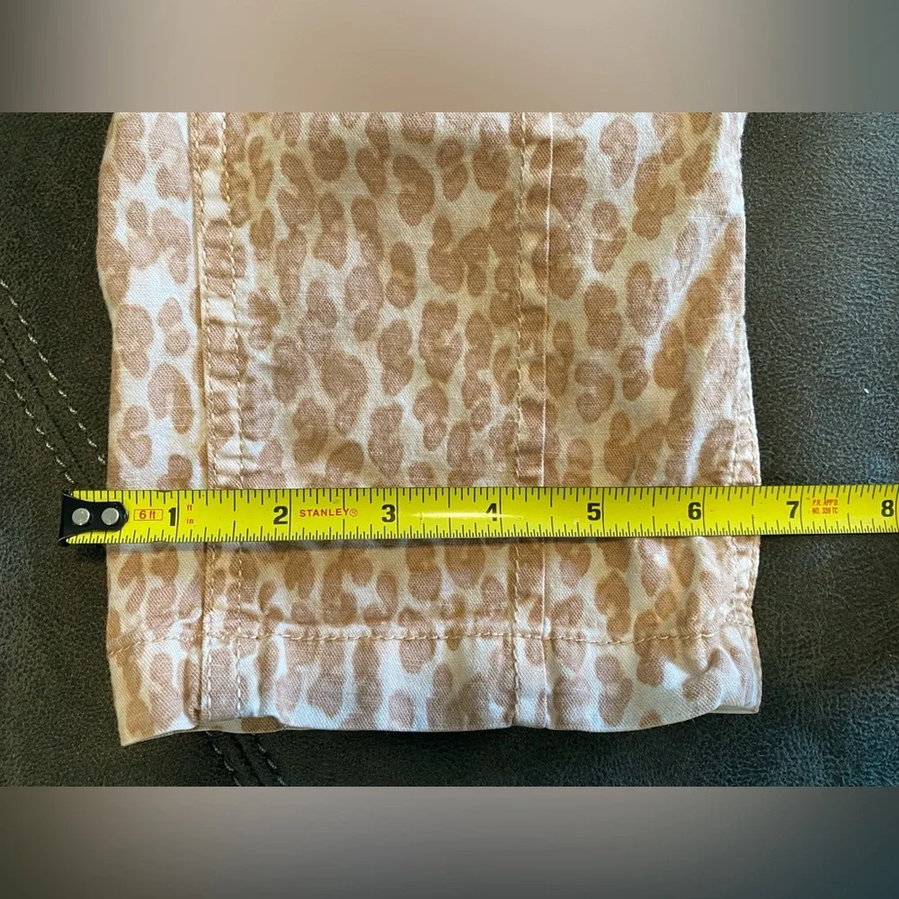 Anthropologie wanderer cheetah
